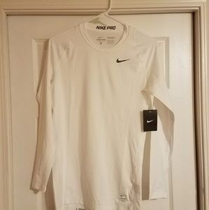Nike Drifit Long Sleeve Size Medium or XL NWT